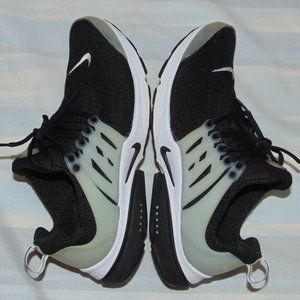 air presto mesh black grey